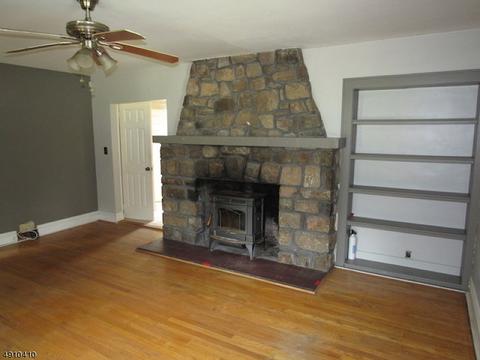 173 Main St, Hampton, NJ 08827 photo 4