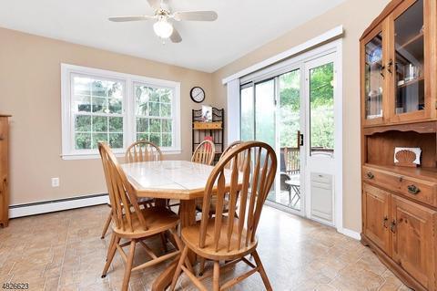 115 Fieldstone Pl, Wayne, NJ 07470 photo 9