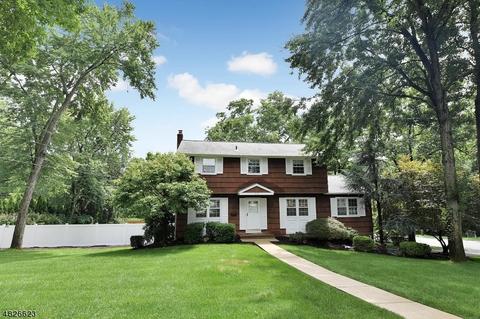 115 Fieldstone Pl, Wayne, NJ 07470 photo 2