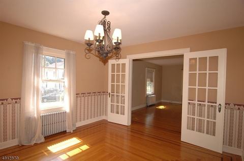 211 Sharp St, Hackettstown, NJ 07840 photo 10