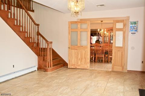 324 Valley Rd, Wayne, NJ 07470 photo 4