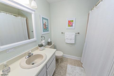 105 River Rd E-2 #E2, Nutley Twp., NJ 07110 photo 21