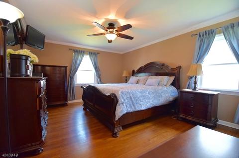 84 Kew Dr, Springfield, NJ 07081 photo 5