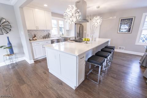 76 William St, Clark, NJ 07066 photo 4