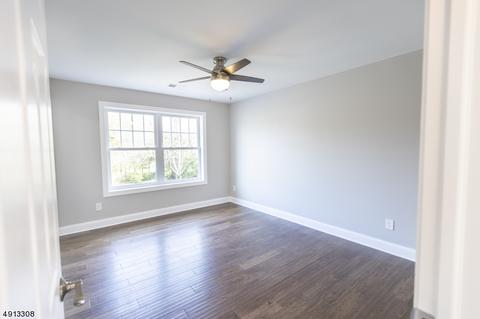 76 William St, Clark, NJ 07066 photo 15