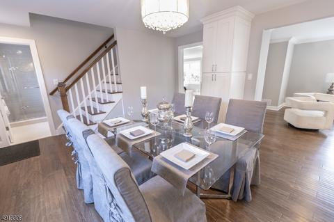 76 William St, Clark, NJ 07066 photo 5