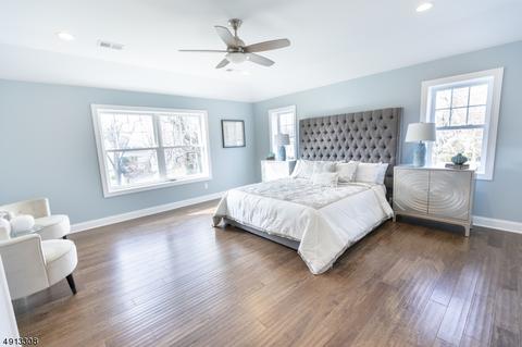 76 William St, Clark, NJ 07066 photo 9