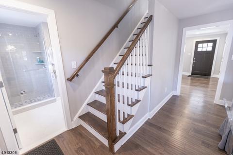 76 William St, Clark, NJ 07066 photo 8