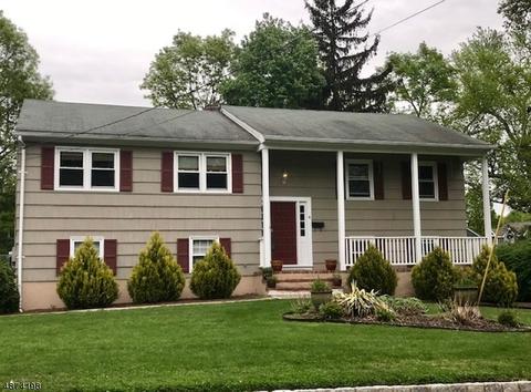 4 Baker Ave, Berkeley Heights, NJ 07922 photo 2