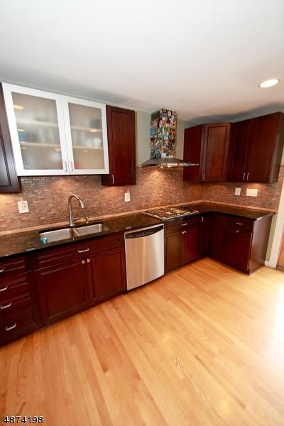 4 Baker Ave, Berkeley Heights, NJ 07922 photo 3