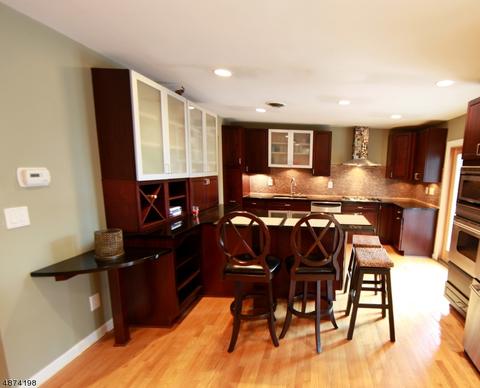 4 Baker Ave, Berkeley Heights, NJ 07922 photo 5
