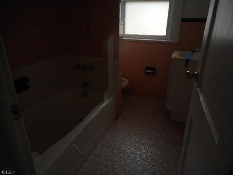 336 Emerson Ave, Plainfield, NJ 07062 photo 8