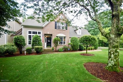 20 Cambridge Pl, Wayne, NJ 07470 photo 2