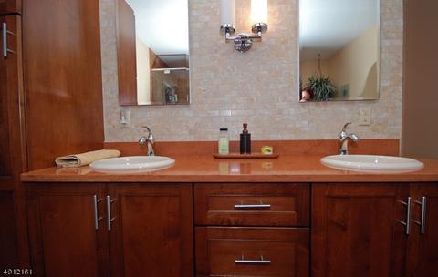 20 Cambridge Pl, Wayne, NJ 07470 photo 14