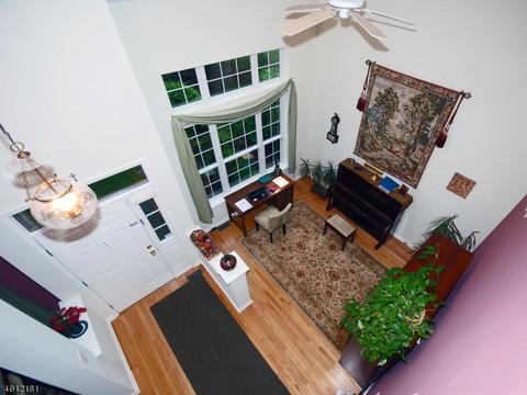 20 Cambridge Pl, Wayne, NJ 07470 photo 1
