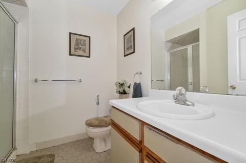 5 Malvern Way, Edison, NJ 08817 photo 12
