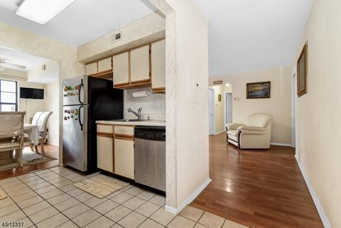 5 Malvern Way, Edison, NJ 08817 photo 7