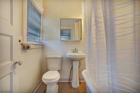 27 John St, Bound Brook, NJ 08805 photo 6