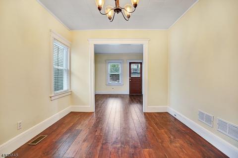 27 John St, Bound Brook, NJ 08805 photo 5