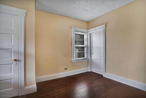 27 John St, Bound Brook, NJ 08805 photo 21