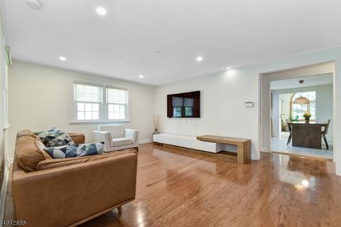 89 Salter St, Springfield, NJ 07081 photo 2