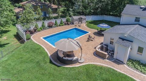 168 Village Cir E, Paramus, NJ 07652 photo 21