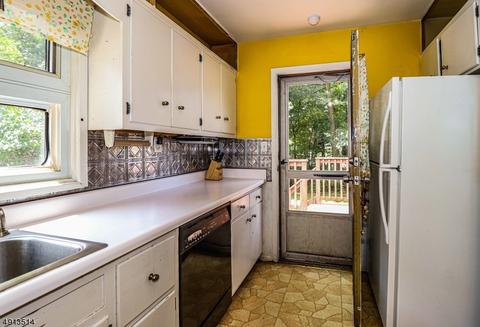 381 Mountain Ave, North Plainfield, NJ 07062 photo 14