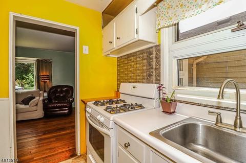 381 Mountain Ave, North Plainfield, NJ 07062 photo 12