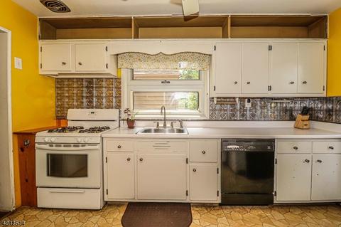 381 Mountain Ave, North Plainfield, NJ 07062 photo 11