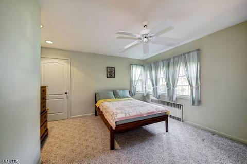 87 Green Knolls Dr, Wayne, NJ 07470 photo 11