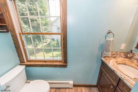 124 Monroe St, Wanaque Boro, NJ 07420 photo 16