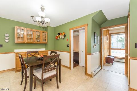 124 Monroe St, Wanaque Boro, NJ 07420 photo 6