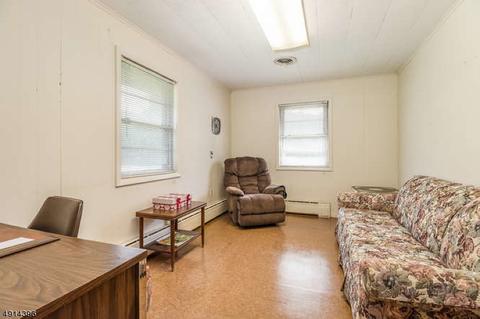 605 E Baldwin St, Hackettstown, NJ 07840 photo 11