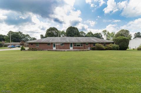605 E Baldwin St, Hackettstown, NJ 07840 photo 23
