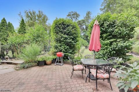 38 Spring Valley Ave, Paramus, NJ 07652 photo 19