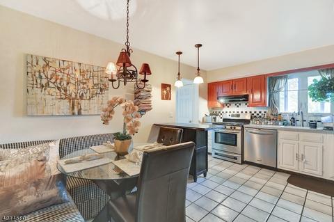 38 Spring Valley Ave, Paramus, NJ 07652 photo 5