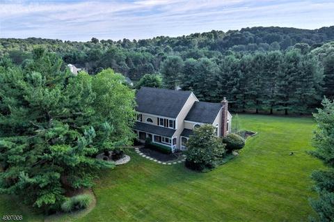 2 Rolling Ln, Flemington, NJ 08822 photo 1