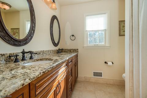 2 Rolling Ln, Flemington, NJ 08822 photo 16