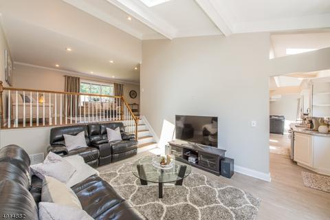 44 Wellington Dr, Wayne, NJ 07470 photo 15