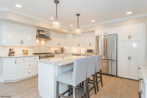 44 Wellington Dr, Wayne, NJ 07470 photo 8