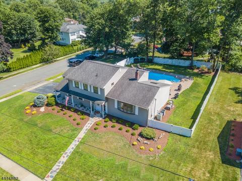 44 Wellington Dr, Wayne, NJ 07470 photo 1