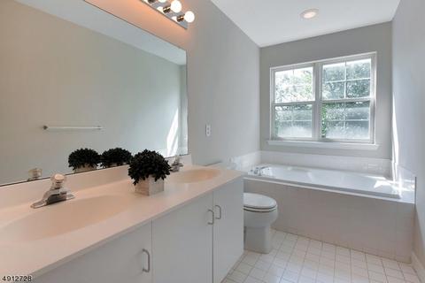 60 Rock Rd, Wayne, NJ 07470 photo 17
