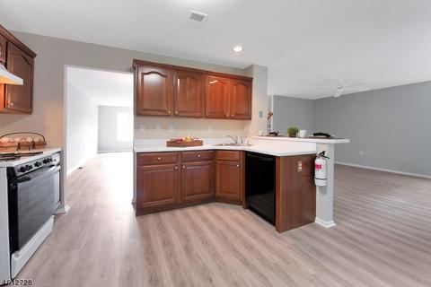 60 Rock Rd, Wayne, NJ 07470 photo 10