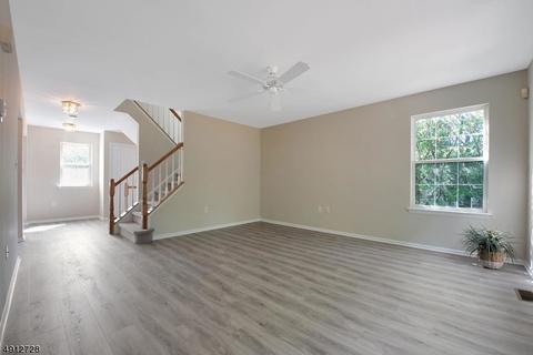 60 Rock Rd, Wayne, NJ 07470 photo 6