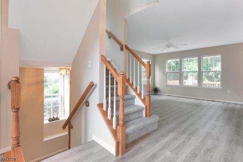 60 Rock Rd, Wayne, NJ 07470 photo 4