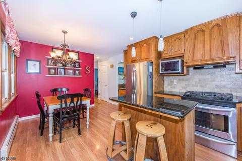 22 Forest Ter, Wayne, NJ 07470 photo 7