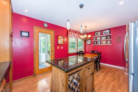 22 Forest Ter, Wayne, NJ 07470 photo 9