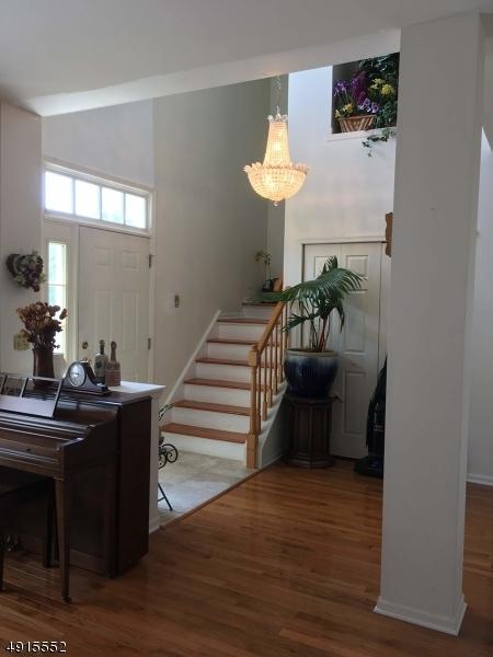7 Saxton Ln, Hackettstown, NJ 07840 photo 6