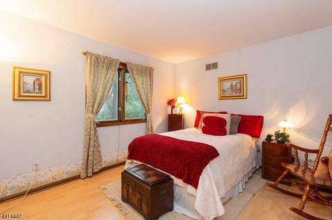 11 Valley View Dr, Bernards, NJ 07920 photo 13