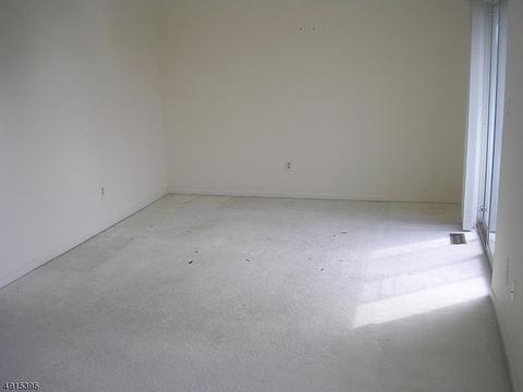 23 Pinehurst Dr, Washington, NJ 07882 photo 7
